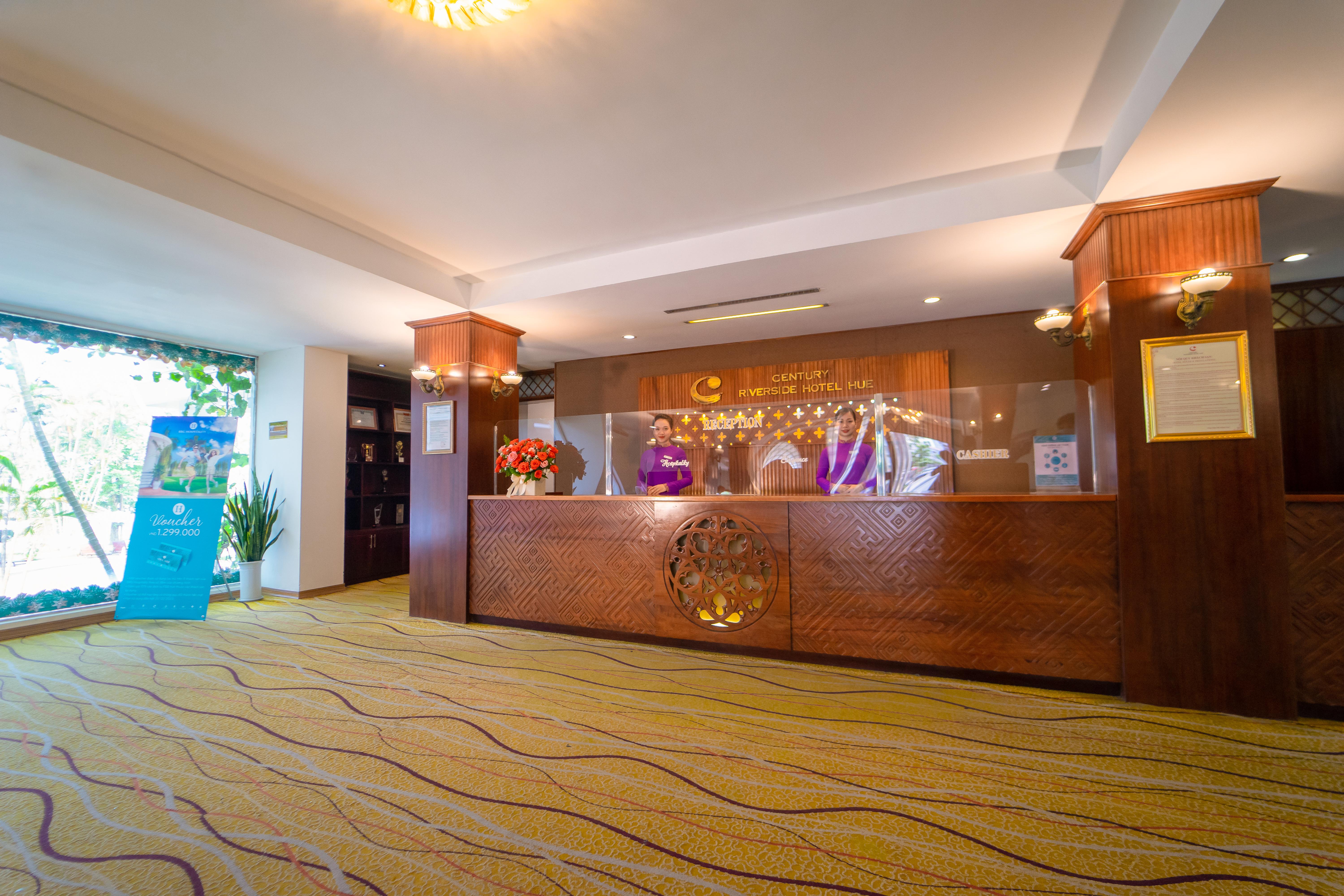 Century Riverside Hotel Hué Extérieur photo