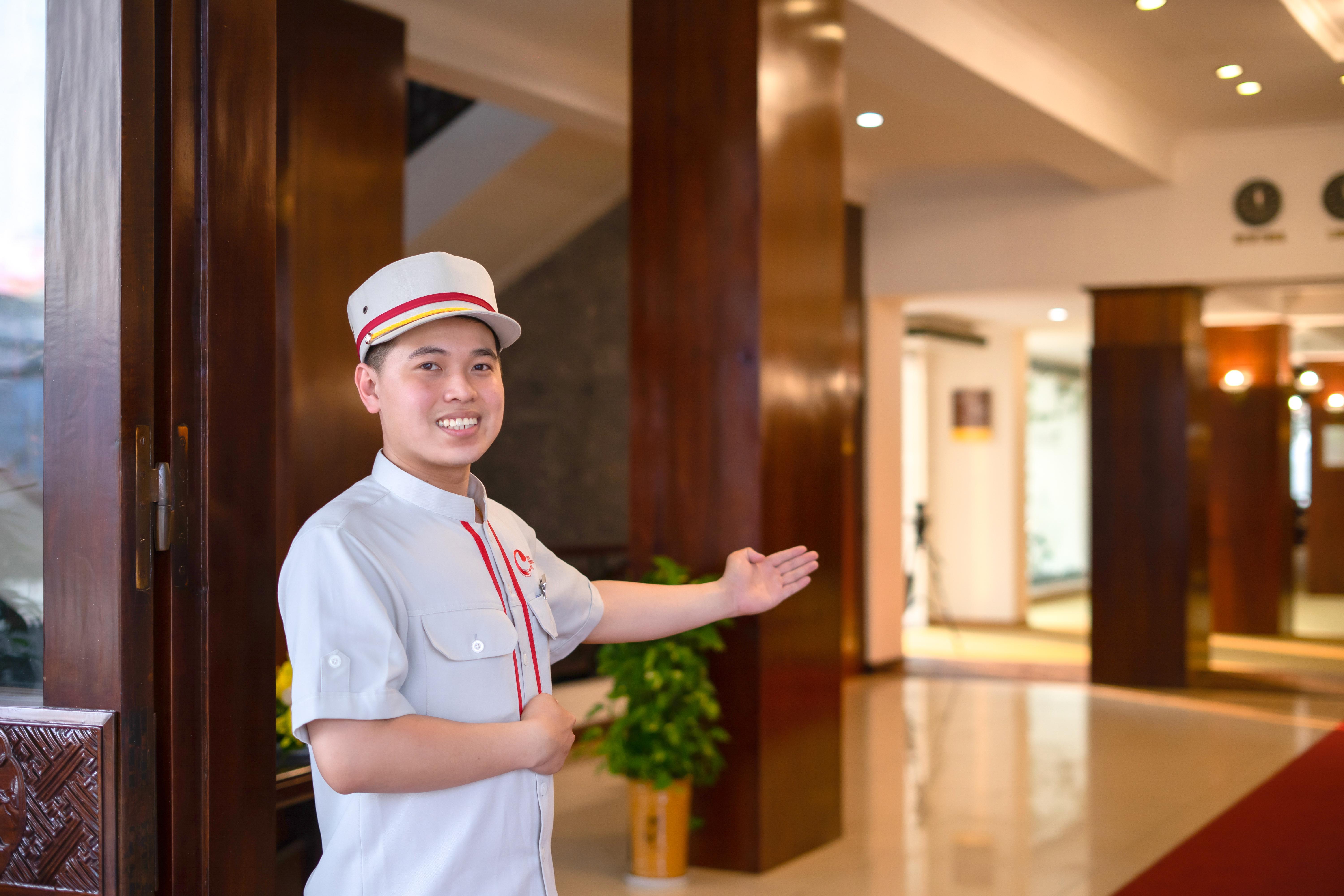 Century Riverside Hotel Hué Extérieur photo